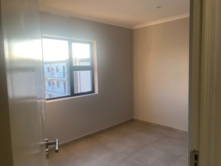 2 Bedroom Property for Sale in Parklands East Western Cape